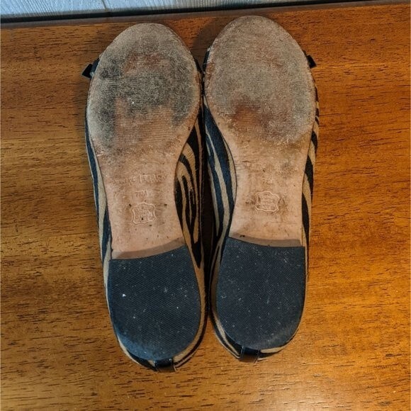 White House Black Market animal print calf hair patent leather flats sz 7.5M - Picture 6 of 7